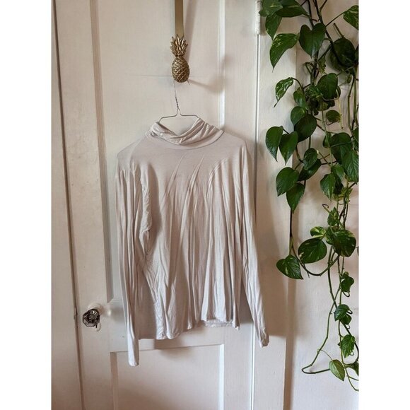 Adult turtleneck size 2x-large white sweater - Picture 1 of 11